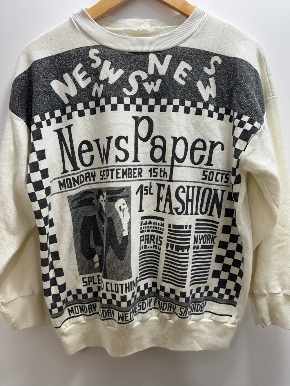 Vintage Mens  Cream & Black 'Newspaper' Graphic Sweatshirt size M